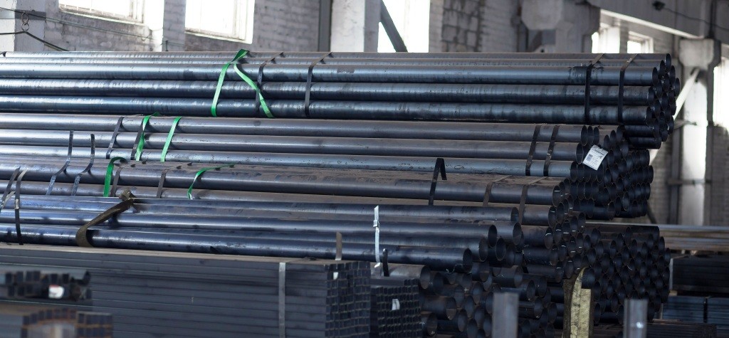 Трубы водогазопроводные на складе в Чечевичах